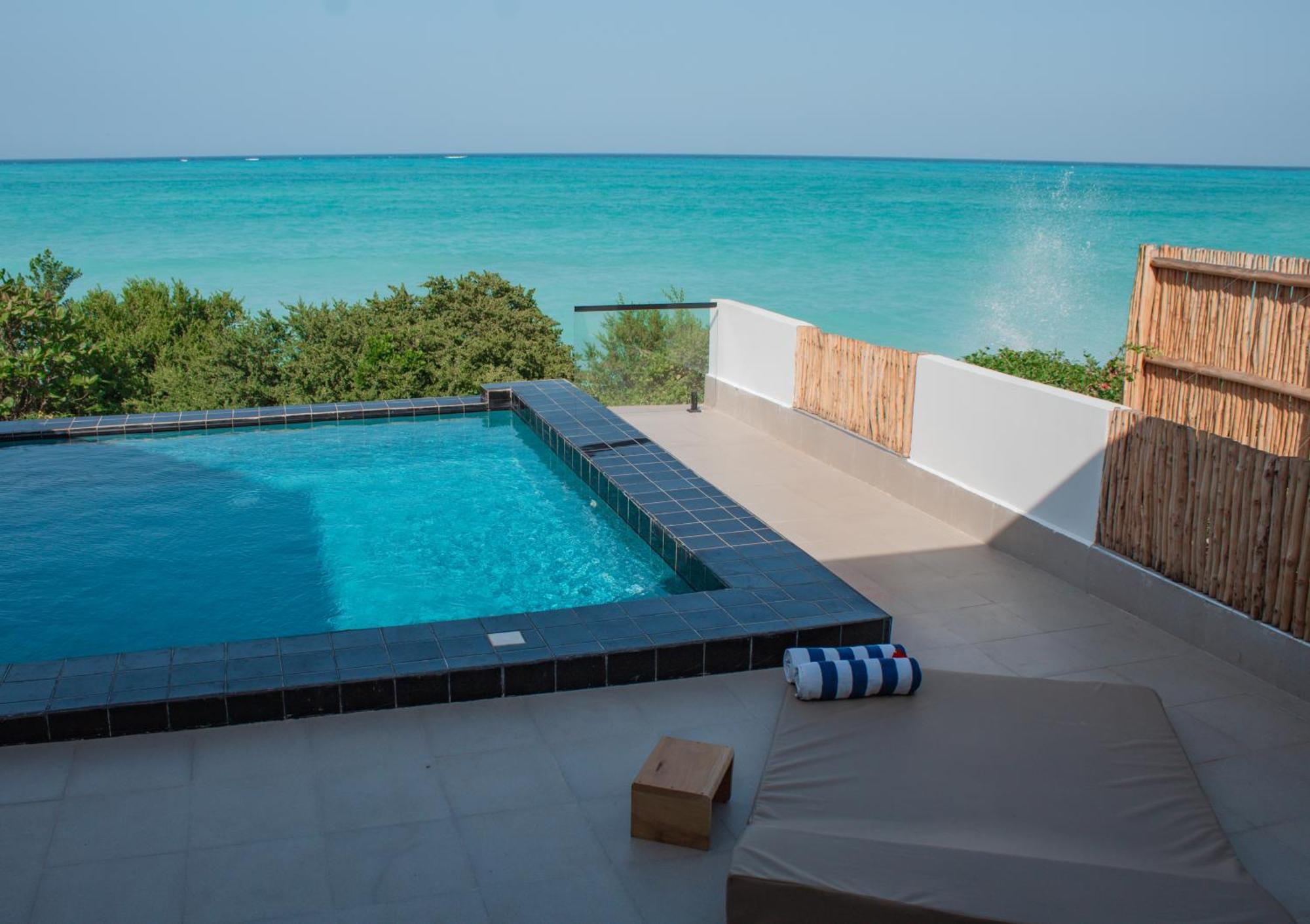 Oasis Blu Beach Resort-Adults Only Nungwi Bagian luar foto